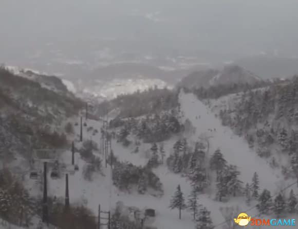 滑雪时火山喷发！日本气象厅曝草津白根山爆发新图